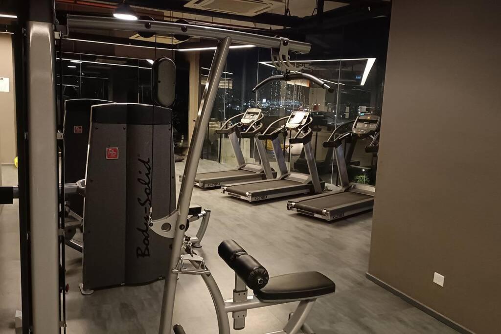 Cozy Flexus Signature 4 Guests Pool Nflix Hbo 쿠알라룸푸르 외부 사진